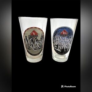 Set of 2 Pete’s Wicked Ale Pint Beer Glasses 2005